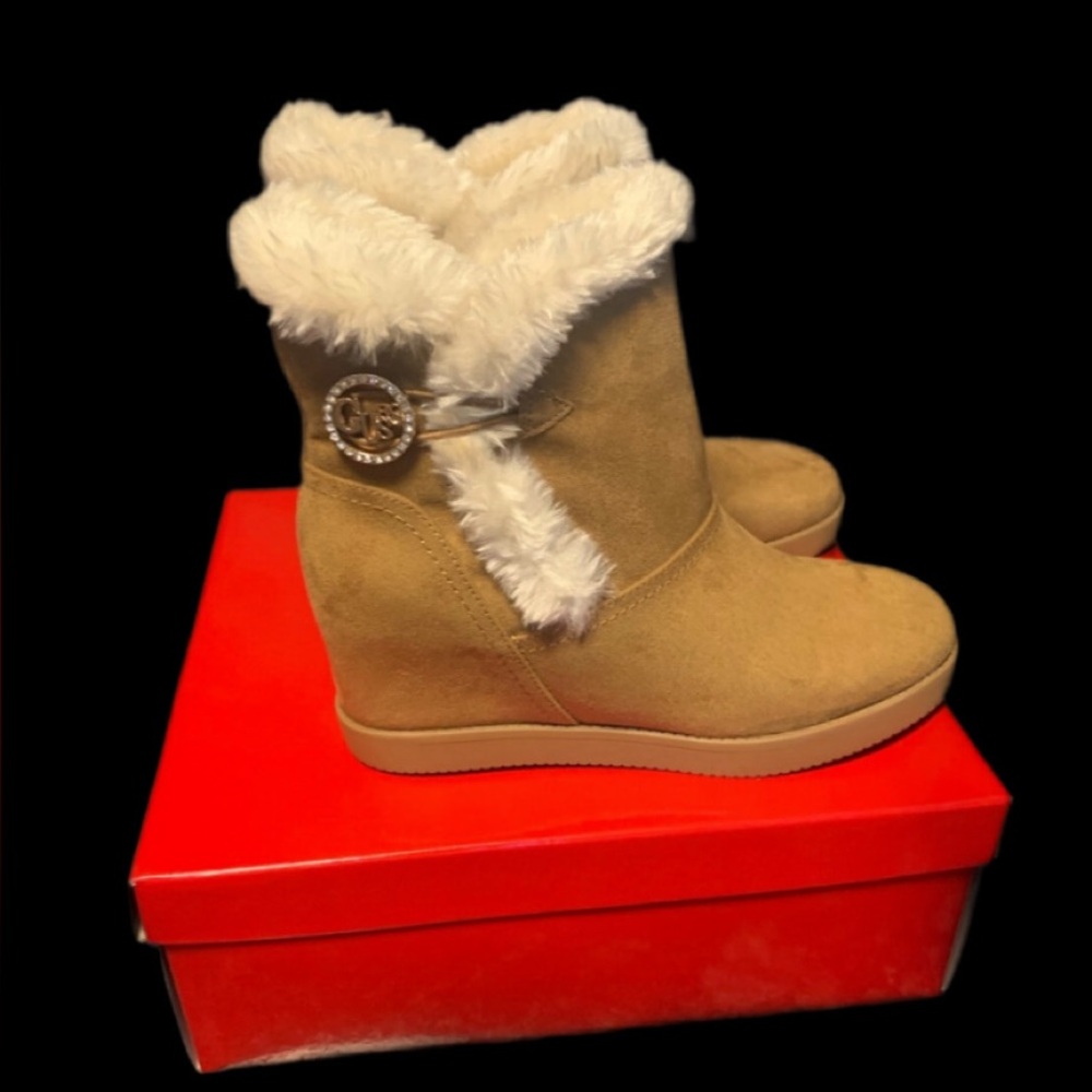 Guess Wedge boots purchased never worn New 6.5